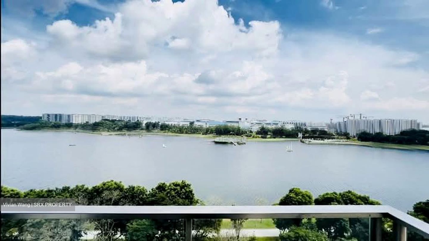 Waterfront Gold (D16), Condominium #582441911